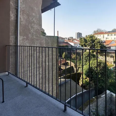 Guest H4u - Bonfim Heroismo アパート