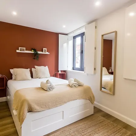 Guest H4u - Bonfim Heroismo Apartmán