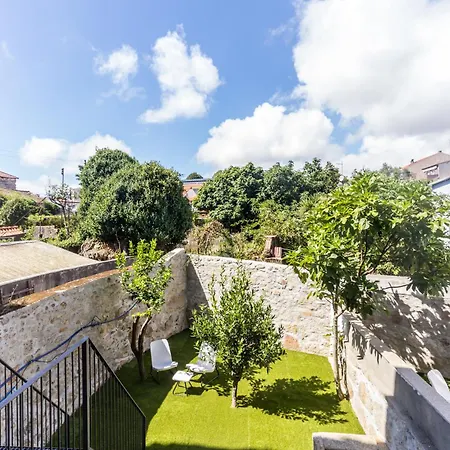 Guest H4u - Bonfim Heroismo アパート ポルト