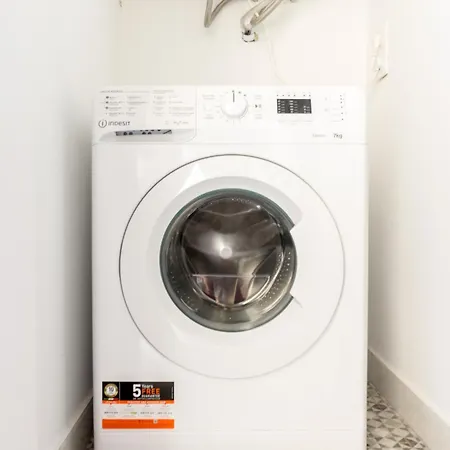 Guest H4u - Bonfim Heroismo アパート *