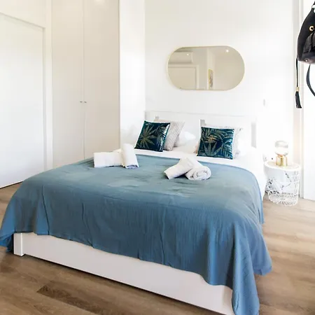 Guest H4u - Bonfim Heroismo * ポルト