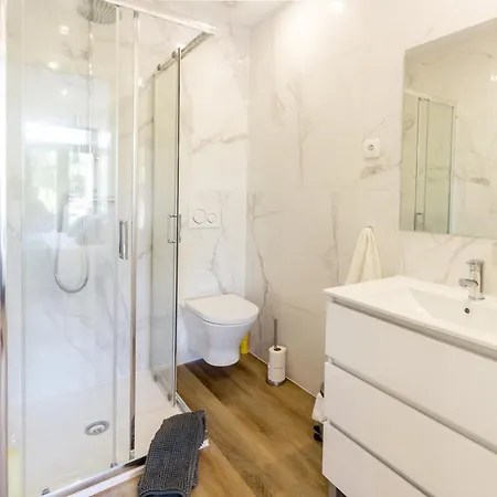 Guest H4u - Bonfim Heroismo Apartmán