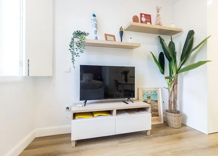 Guest H4u - Bonfim Heroismo * Πόρτο