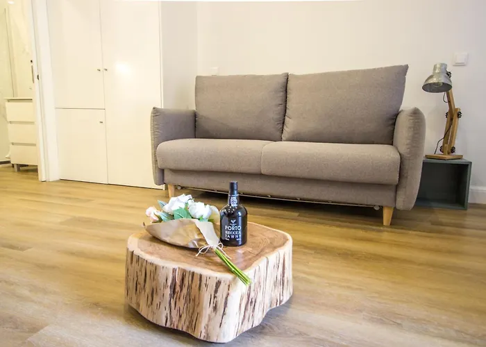 Guest H4u - Bonfim Heroismo * Πόρτο